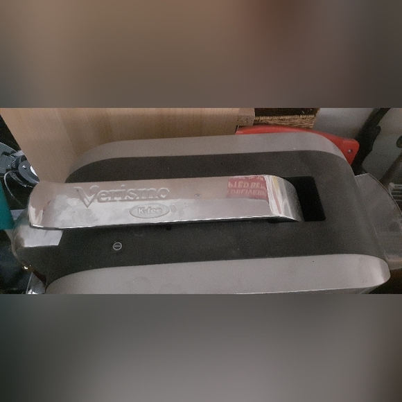 Verismo coffee machine - Picture 2 of 2